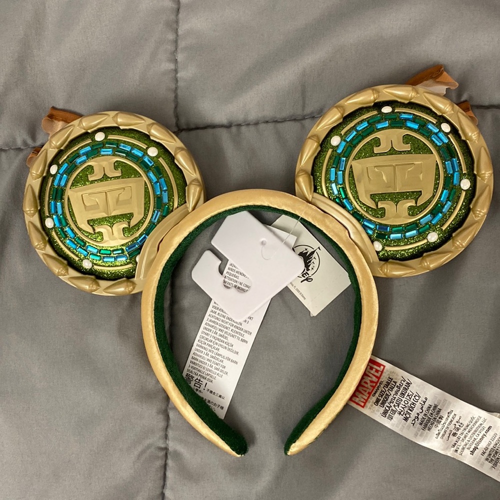 NWT Disney Marvel Black Panther Wakanda Forever Minnie Ears